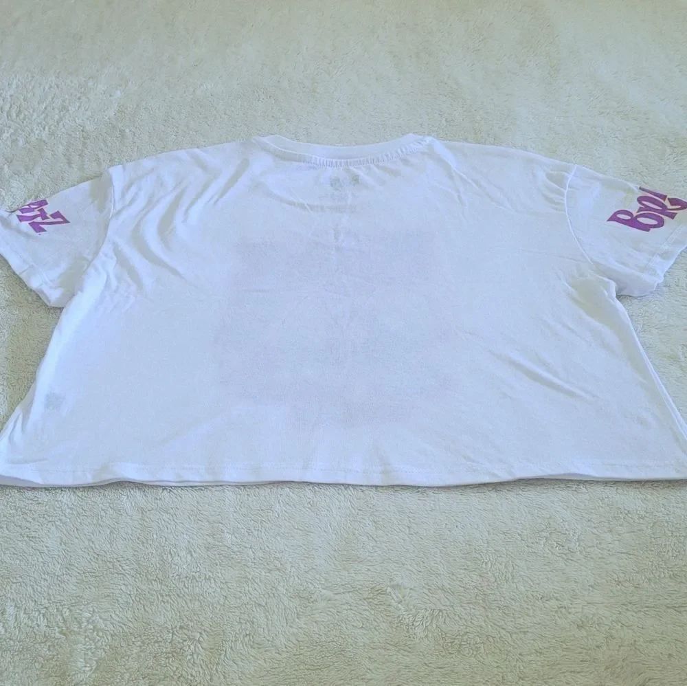 BRATZ Airbrush Graffiti Graphic Tee👕 - NWOT - Picture 11 of 12